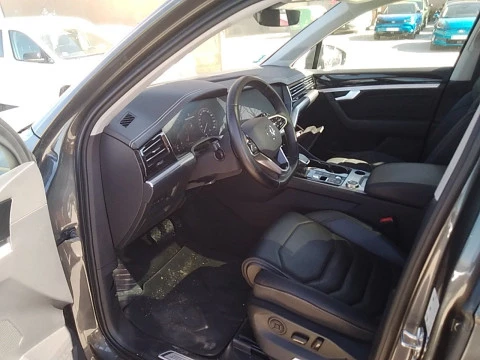 Volkswagen Touareg eHybrid Eleg 3.0 V6 TSI 280kW Tip 4M