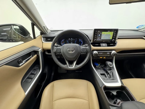 Toyota Rav4 2.5l 220H Luxury
