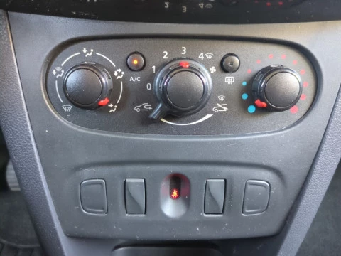 Dacia Sandero Ambiance 1.0 54kW (73CV)