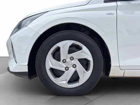 Hyundai i20 1.0 TGDI 74kW (100CV) 48V Essence