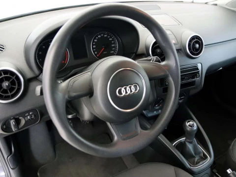 Audi A1 1.2 TFSI ATTRACTION