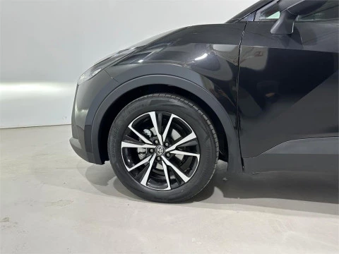 Toyota C-HR - Advance Hybrid 140