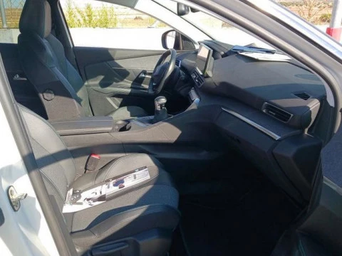 Peugeot 3008 1.5 BlueHDi 96kW (130CV) S&S Allure Pack