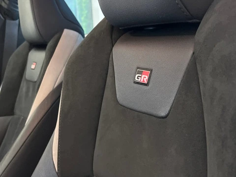 Toyota C-HR 2.0 180H GR Sport Black Edition