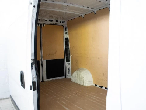 Citroën Jumper 2.2 BHDI 103KW L2H2 3.5T 4P