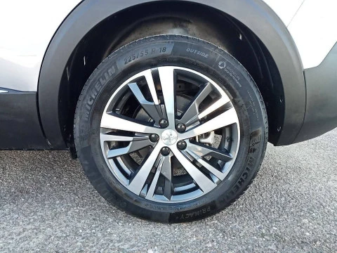 Peugeot 5008 1.5 BlueHDi 96kW S&S Roadtrip EAT8