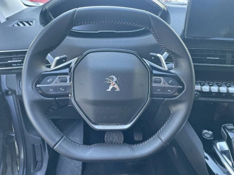 Peugeot 5008 1.5 BlueHDi 96kW S&S Roadtrip EAT8