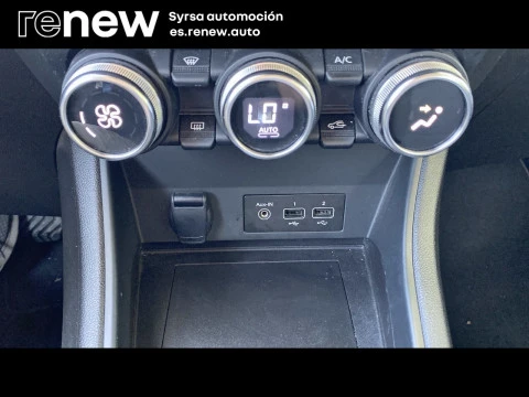 Renault Captur Intens E-TECH Híbrido 105kW (145cv)