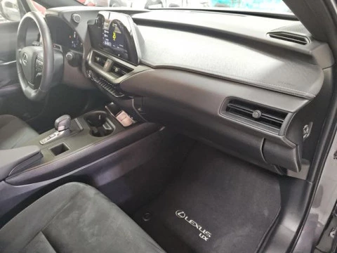 Lexus UX 2.0 300h UX Plus