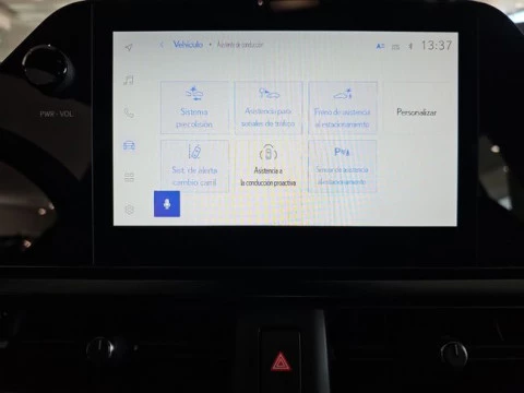 Lexus UX 2.0 300h UX Plus