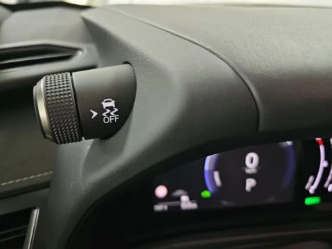 Lexus UX 2.0 300h UX Plus