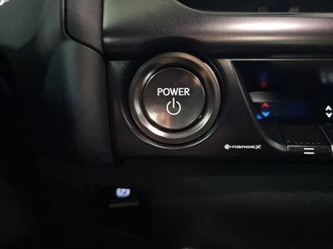 Lexus UX 2.0 300h UX Plus