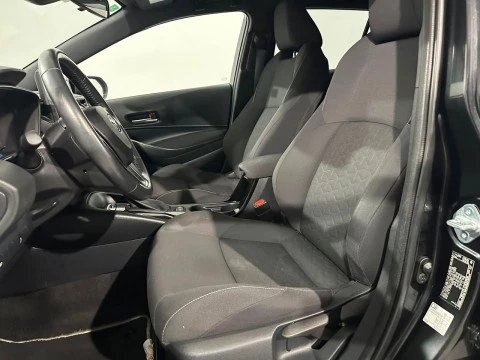 Toyota Corolla TOURING SPORTS 125H BUSINESS PLUS