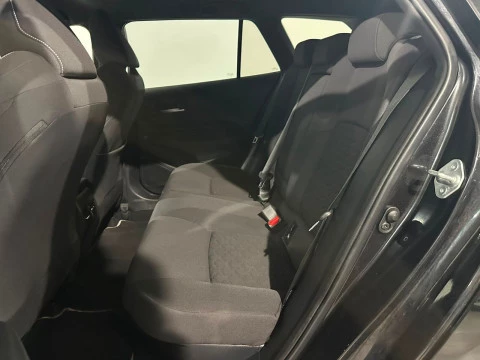 Toyota Corolla TOURING SPORTS 125H BUSINESS PLUS