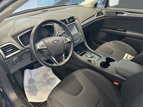 Ford Mondeo 2.0 TDCi 110kW Titanium PowShift SB