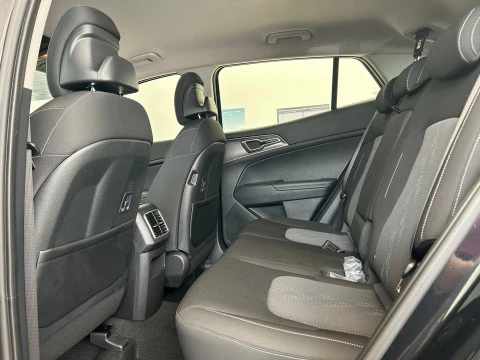 Kia Sportage 1.6 T-GDi MHEV 118kW (160CV) Drive 17