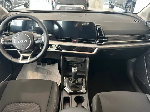 Kia Sportage 1.6 T-GDi MHEV 118kW (160CV) Drive 17