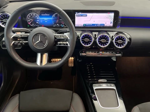 Mercedes-Benz Clase A 250 e Berlina con tecnología híbrida EQ