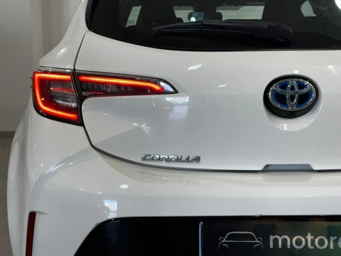 Toyota Corolla 1.8 125H ACTIVE TECH E-CVT