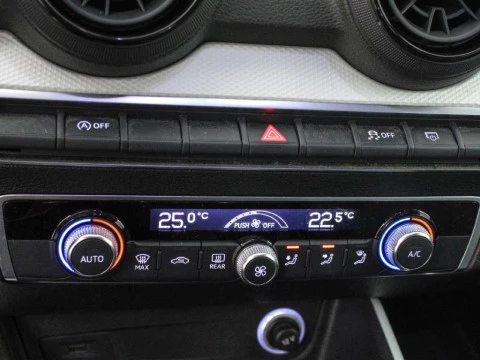 Audi Q2 1.6 TDI DESIGN EDITION 116 5P