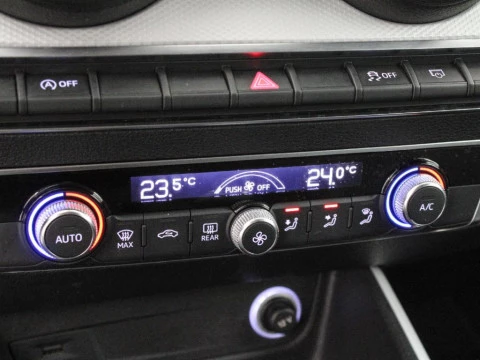 Audi Q2 1.6 TDI DESIGN EDITION 116 5P