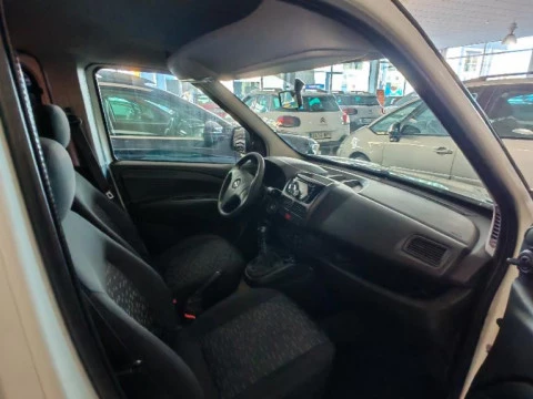 Opel Combo 1.6 CDTI 105BHP EXPRESSION LWB 5P