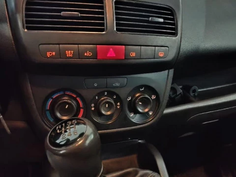 Opel Combo 1.6 CDTI 105BHP EXPRESSION LWB 5P