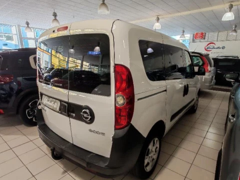 Opel Combo 1.6 CDTI 105BHP EXPRESSION LWB 5P