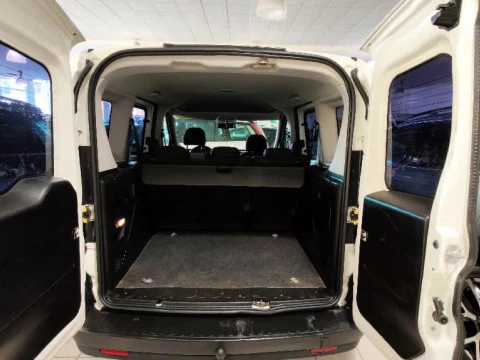 Opel Combo 1.6 CDTI 105BHP EXPRESSION LWB 5P