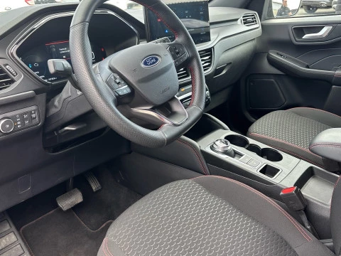 Ford Kuga ST-Line 2.5 Duratec FHEV 132kW Auto