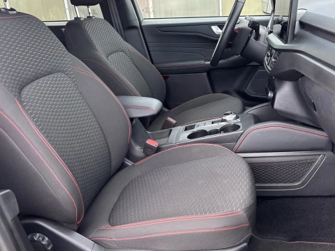 Ford Kuga ST-Line 2.5 Duratec FHEV 132kW Auto