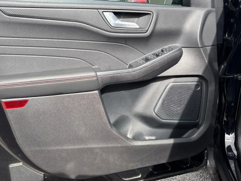 Ford Kuga ST-Line 2.5 Duratec FHEV 132kW Auto