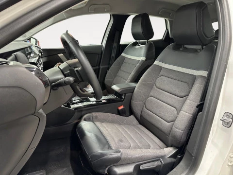 Citroën C4 BlueHDi 130 S&S EAT8 Plus