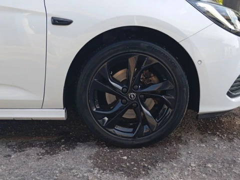 Opel Astra 1.6 Turbo S/S GSi Line
