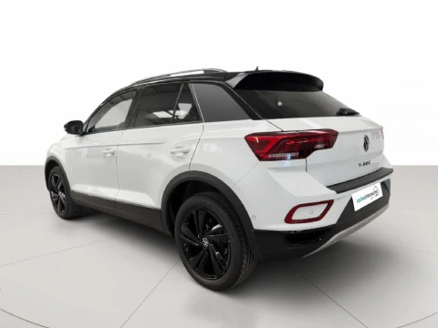 Volkswagen T-Roc 1.5 TSI 110KW DSG DARK LINE 150 5P