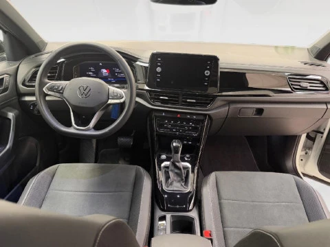 Volkswagen T-Roc 1.5 TSI 110KW DSG DARK LINE 150 5P