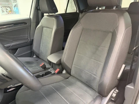Volkswagen T-Roc 1.5 TSI 110KW DSG DARK LINE 150 5P