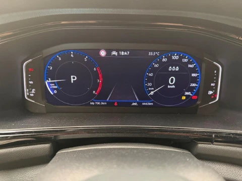 Volkswagen T-Roc 1.5 TSI 110KW DSG DARK LINE 150 5P