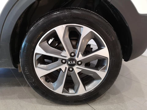 Kia Stonic 1.0 T-GDi 74kW (100CV) MHEV MT Drive