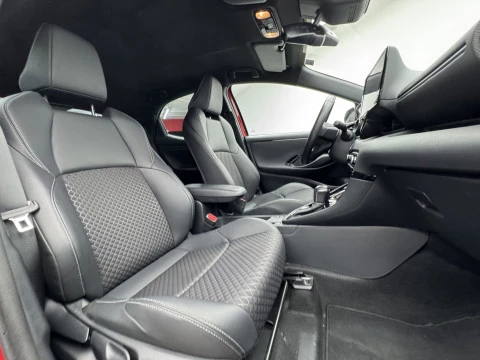 Toyota Yaris 1.5 120H Style Plus