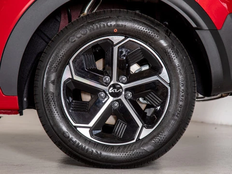 Kia Niro 1.6 GDi HEV 104kW (141CV) Concept Kia Niro 1.6 GDi HEV 104kW (141CV) Concept