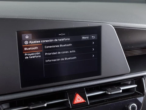 Kia Niro 1.6 GDi HEV 104kW (141CV) Concept Kia Niro 1.6 GDi HEV 104kW (141CV) Concept