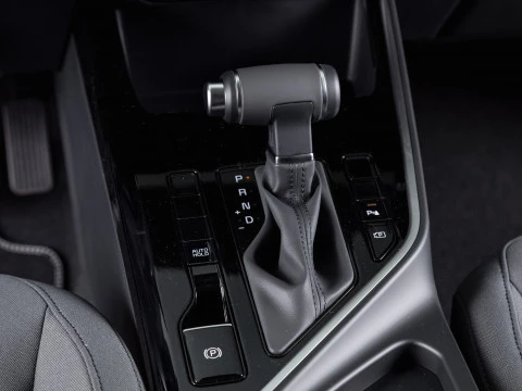 Kia Niro 1.6 GDi HEV 104kW (141CV) Concept Kia Niro 1.6 GDi HEV 104kW (141CV) Concept