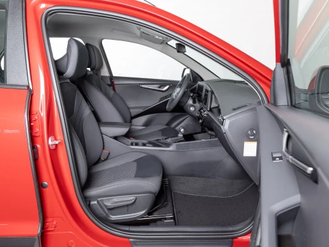 Kia Niro 1.6 GDi HEV 104kW (141CV) Concept Kia Niro 1.6 GDi HEV 104kW (141CV) Concept