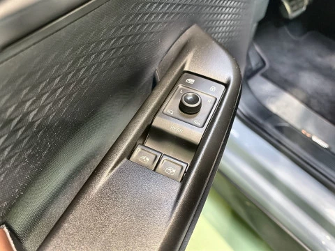 Cupra Born 58kWh E-Boost Pack 170 kW (231 CV)