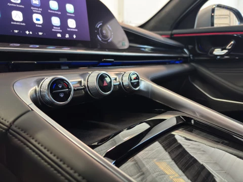 Omoda 9 SHS Premium 1.5 TGDI 395kW AWD