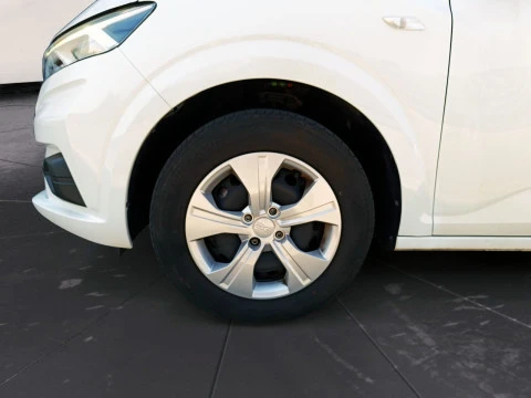 Dacia Sandero ECO-G ESSENTIAL 74KW 5P
