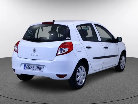 Renault CLIO 1.1 16V 75 BUSINESS ECO2 5P