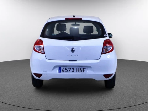 Renault CLIO 1.1 16V 75 BUSINESS ECO2 5P