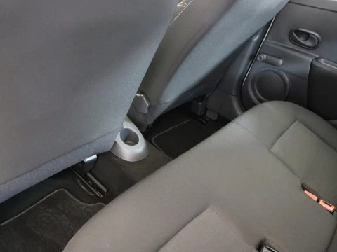 Renault CLIO 1.1 16V 75 BUSINESS ECO2 5P